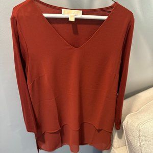 Michael Kors V-Neck maroon top - Size Medium